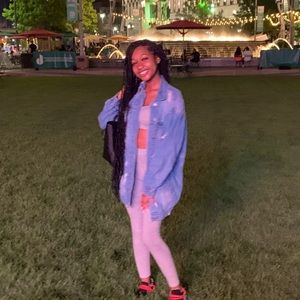 Meet your Posher, Shayla